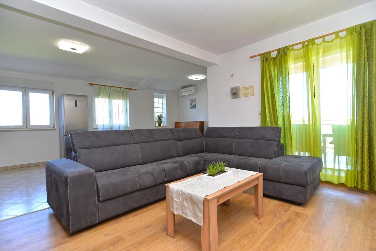 Olea Phasiana Apartment *